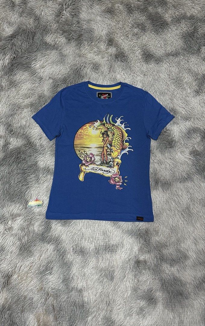 Ed h*rdy tee (Category: Shirts) located in Manila. Submitted by paulovenegaskalakal2020 (Listing ID 1460567565, Image 1). Description: For sale! Kalakal. Ed h*rdy WOMENS Modern Large- 16 width x 24.5 length inches Minimal dirt Good as new MINE 899 +sf.