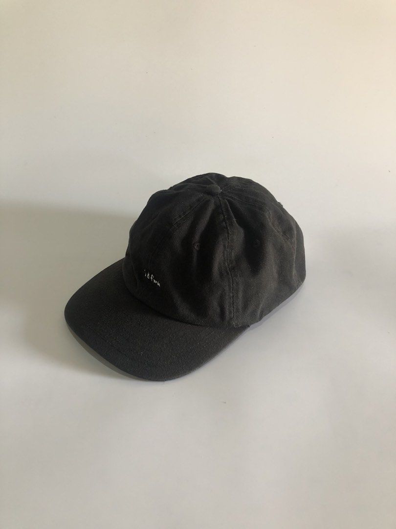 Empyre Dadhat (Category: Caps & Hats) located in Malaybalay. Submitted by haulsome (Listing ID 1460538051, Image 3). Description: Empyre Dadhat -Has minor sunfade at the back portion of the cap -Features a IDFWU script and a unique small brim -Adjustable strapback, adult size fits all 350php, +sf.