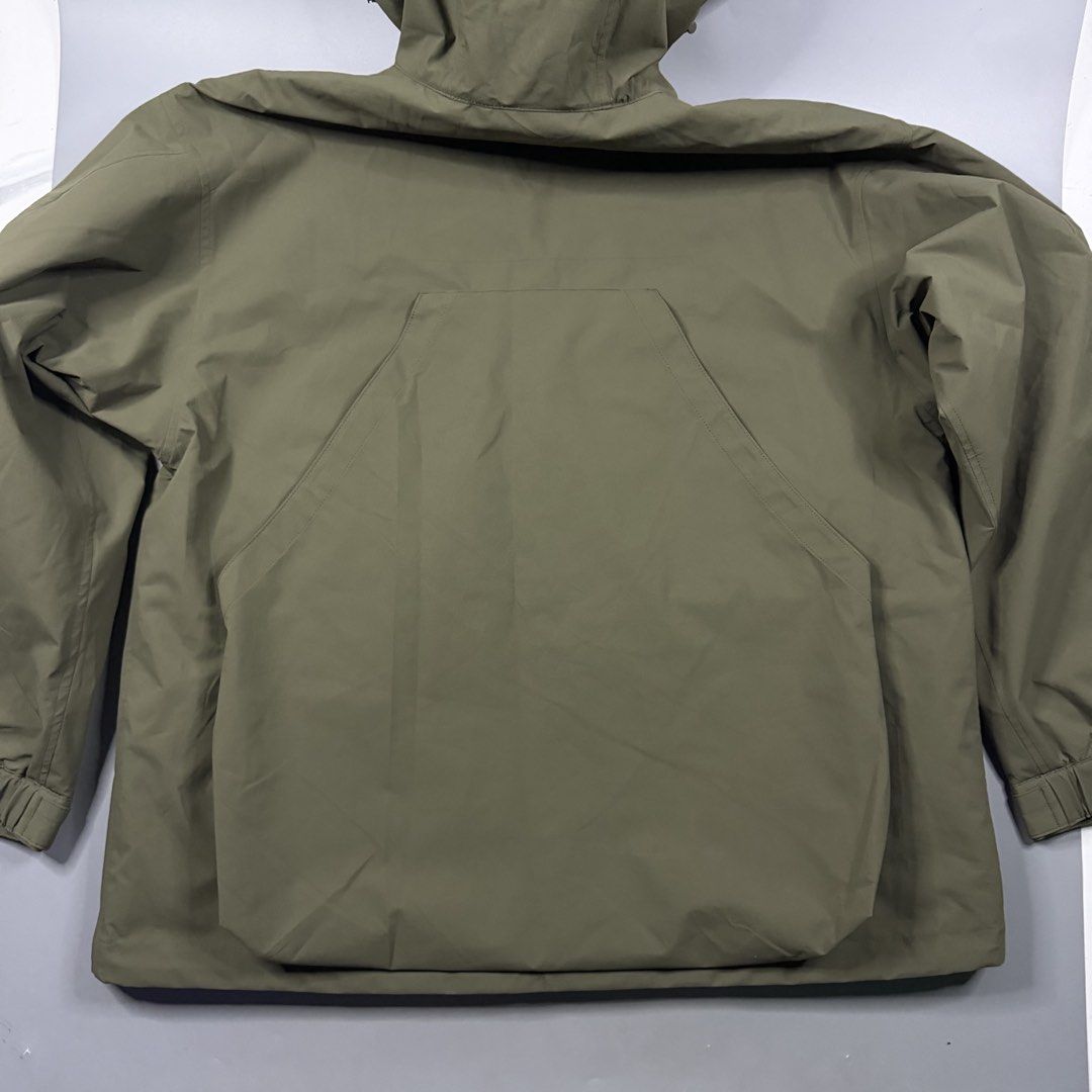 Engineered Garments - GU - Multipocket Jacket (Category: Coats, Jackets and Outerwear) located in Paranaque City. Submitted by millennial_goodz (Listing ID 1460658626, Image 2). Description: WTS Engineered Garments - GU - Multipocket Jacket Size Medium Dimensions: 24.5" / 29" Excellent condition - No flaws Authentic DM.