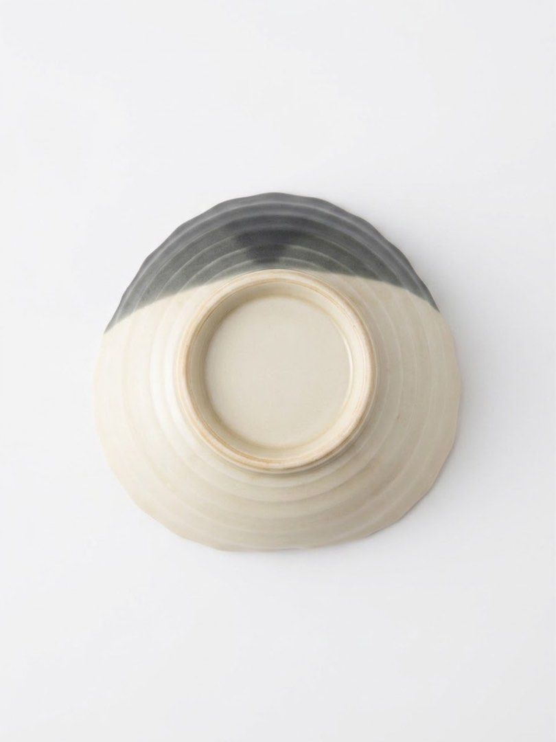 Fan shaped small bowl (Category: Other Kitchenware & Tableware) located in Manila. Submitted by rlab_japan_thrift (Listing ID 1460589353, Image 3). Description: Japanese Fan-Shaped Ceramic Small Bowl Set (Set of 5) 🪭✨ Unique Japanese ceramic small dish/bowl set designed in a traditional folding fan shape (Sensu). Features a striking two-tone charcoal grey and off-white glaze with detailed ribbed fan texture and cross-hatch pattern work. Perfect 