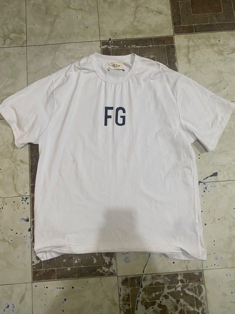 Fear of god Tshirt (Category: Tshirts & Polo Shirts ) located in Tagoloan. Submitted by puretiger-389e (Listing ID 1460669440, Image 1). Description: Good as new Size xxl 25x31.5 dimensions Need wash .