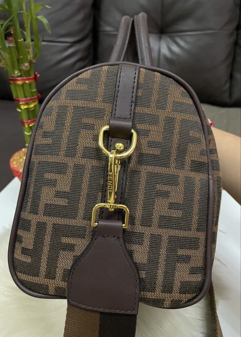 Fendi Bag Top Handle (Category: Luxury Bags & Wallets) located in Mandaue City. Submitted by ludz_0246 (Listing ID 1460647441, Image 2). Description: Dustbag In 28cm Canvas Material Two Way Bag Top handle Detachableand Adjustable Strap Coded and Etekita Actual photo.