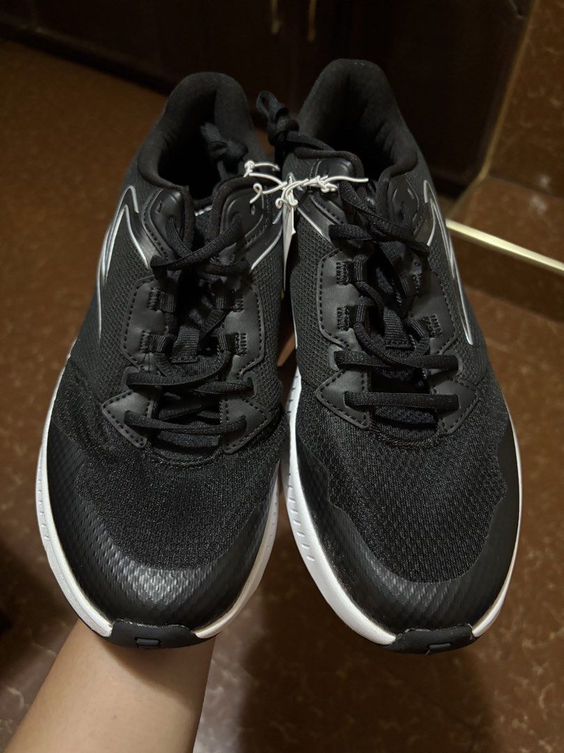 Fila "Energized" Memory foam size 11 (Category: Sneakers) located in Cavite. Submitted by yukibuhain0-51609 (Listing ID 1460575876, Image 2). Description: Location: General Trias, Cavite - Brand new, unworn black Fila athletic shoes - Size: 11 - Features "Energized" sole and "Memory" foam insoles - Lace-up closure - Ideal for running or training.