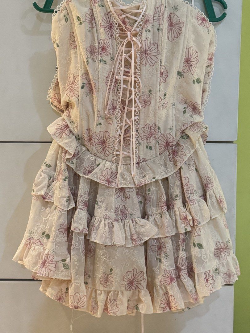 Floral Corset Mini Dress (Category: Dresses) located in Manila. Submitted by keiizumiso (Listing ID 1460653312, Image 1). Description: Ꮚ WTS ⨟ ⇨⠀ ⠀ﾉ Floral CorsetMini Dress ⇨⠀ ⠀ﾉ size s-m ⇨⠀ ⠀ﾉ sp: ₱2200 op: ₱4,500 ⇨⠀ ⠀ﾉ includes dress ⇨⠀ ⠀ﾉ mop: gcash / gotyme / bdo ⇨⠀ ⠀ﾉ mod: jnt or meetup within qc ⇨⠀ ⠀ﾉ Since it’s my first time selling, for your assurance I’m willing to provide my main account or any proofs of legitimacy ! 𐔌 ⊹ ˙ ︵︵.
