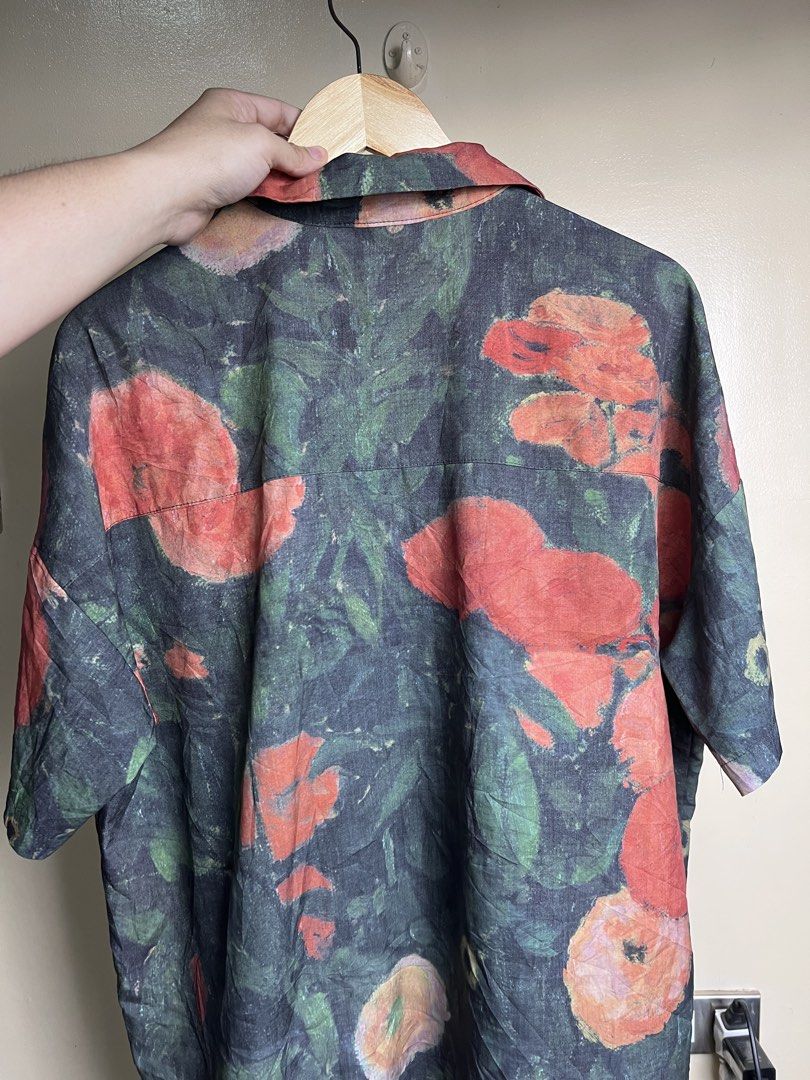 Floral Pattern Camp Collar Button Up (Category: Tshirts & Polo Shirts ) located in Cagayan de Oro. Submitted by brickachu (Listing ID 1460683663, Image 3). Description: Floral Pattern Camp Collar Button Up. very interesting pattern, mostly this lovely shade of darker green, with some hits of orange/apricot coloring on the flowers. W: 25 L: 28 buyer shoulders shipping fee. dimensions are in inches..