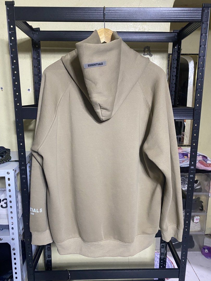 FOG ESSENTIALS (Category: Luxury Apparel) located in San Jose. Submitted by shady.archives (Listing ID 1460619248, Image 2). Description: FOG Essentials Size Large, very good to excellent Presentable Price: ₱1,300 only.