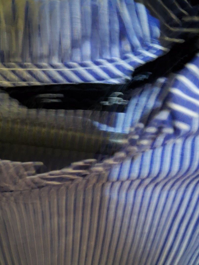 For Me Blue and White Striped Polo (Category: Longsleeves) located in Santa Maria. Submitted by bax19 (Listing ID 1460597332, Image 2). Description: - Classic blue and white pinstripe design - Long sleeves with button cuffs - Full button-up front - Standard fit, versatile for any occasion - Easy to pair with jeans or trousers - Ideal for both work and casual wear.