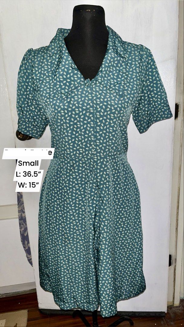For Me: Teal Leaf Print Button-Up Collared Dress (Category: Dresses) located in Bacoor. Submitted by jazmarie (Listing ID 1460554192, Image 1). Description: Small to Medium No issues Small to Medium size.