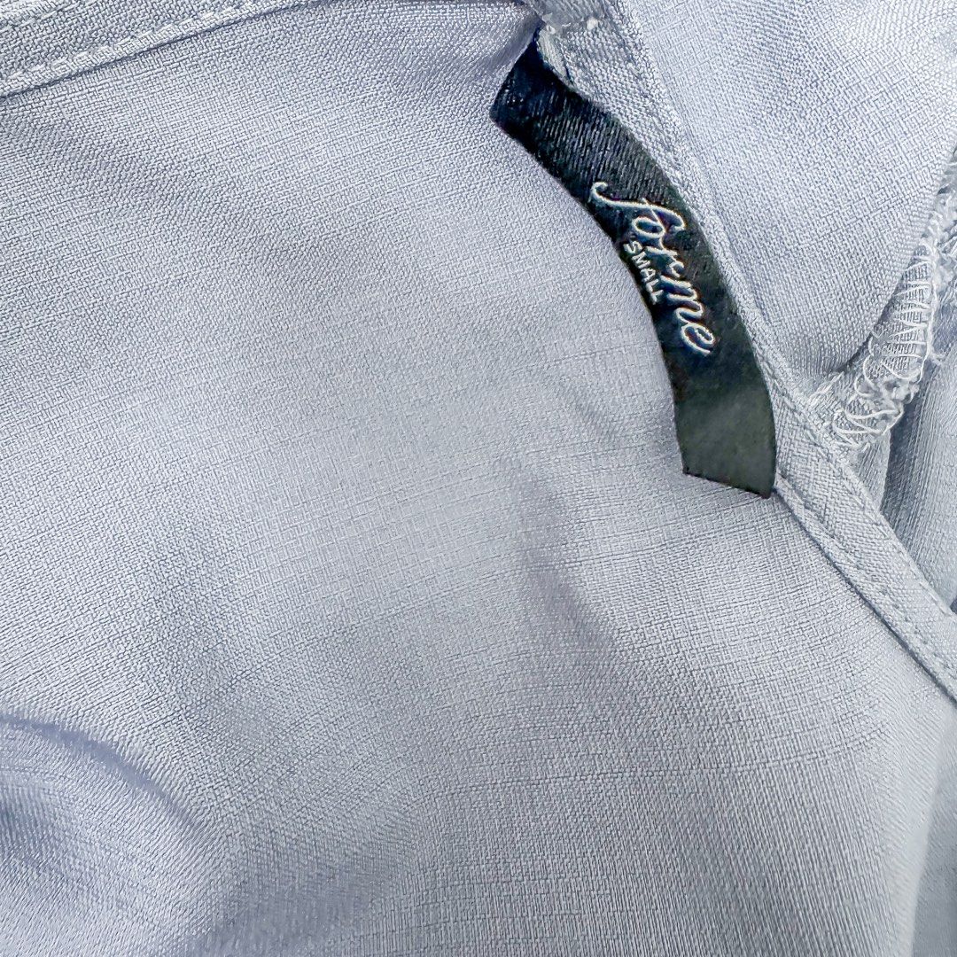 FORME Puff Sleeve Top - Grey (Category: Blouses) located in Manila. Submitted by jemmmandes (Listing ID 1460564027, Image 3). Description: - FORME grey puff sleeve top.
