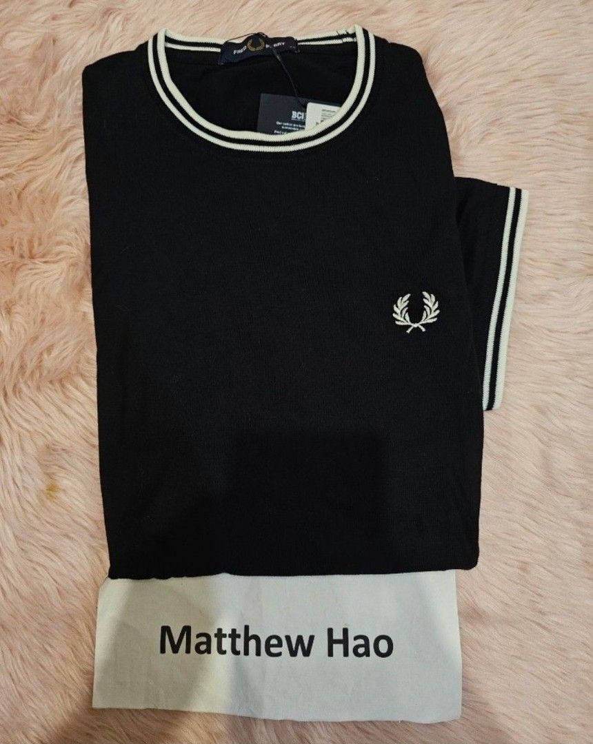 Fred perry twin tipped tshirt men (Category: Tshirts & Polo Shirts ) located in Manila. Submitted by machoxmatt (Listing ID 1460587324, Image 1). Description: brandnew pre order( 2-3 days upon ordering) Size: Small (w19.5, L 27) Medium (w 20, L27.5) Large (w21.5, L28.5) XLarge (w23, L29) mop:bdo/gcash shipping at buyer's expense.