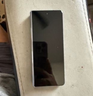 (Category: ) located in . Submitted by crazeedeal (Listing ID 1460582333, Image 1). Description: .