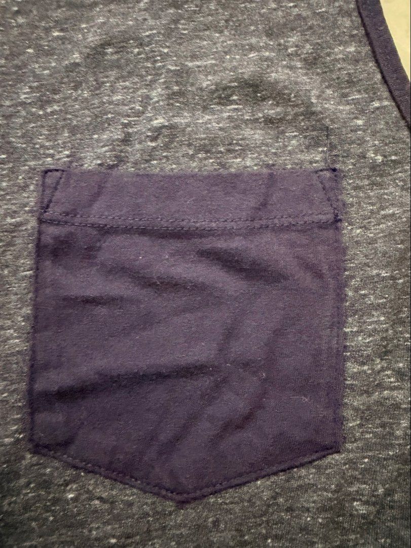 Gap (Category: Activewear) located in Subang Jaya. Submitted by bujajaws8872244 (Listing ID 1460627042, Image 3). Description: Gap Pit 21 Labuh 28 Condition 9.5/10 Rm18 pos dfod.