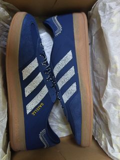 (Category: ) located in . Submitted by needmoreshoes (Listing ID 1460680255, Image 1). Description: .
