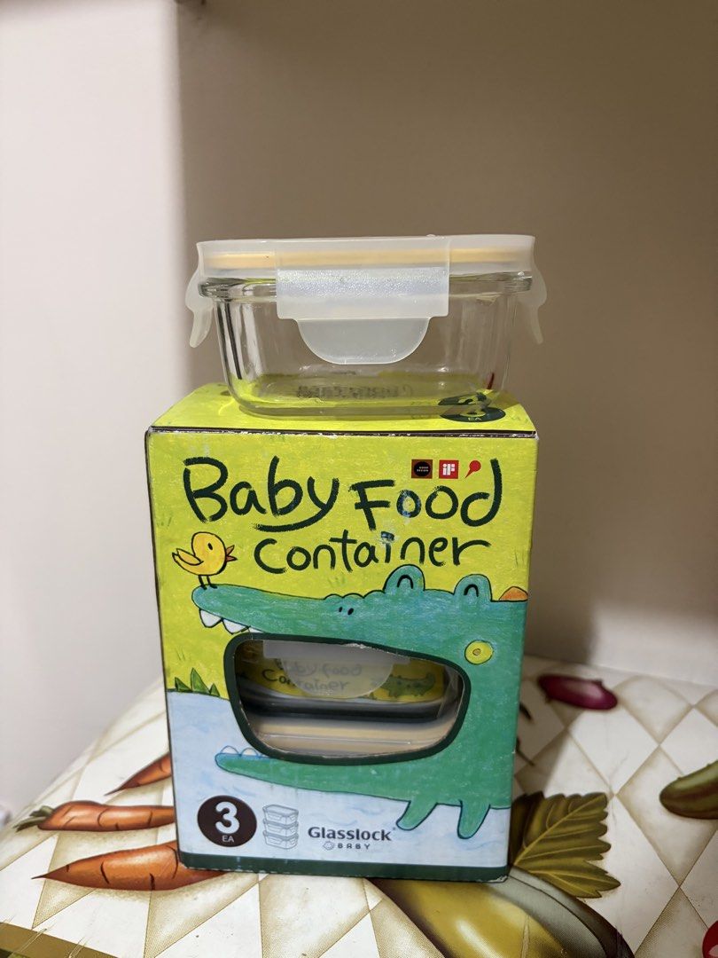 Glasslock Baby Food Container Set - 3 Rectangular (Category: Weaning & Toddler Feeding) located in Taguig. Submitted by Shamieeee (Listing ID 1460693323, Image 2). Description: - Set of 3 Glasslock baby food containers - Rectangular shape, 150ml capacity each - Made from durable tempered glass - Perfect for storing baby food and snacks - Microwave and dishwasher safe for convenience - Eco-friendly glass material.