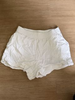 (Category: ) located in . Submitted by shopnrepeat_ (Listing ID 1460647112, Image 1). Description: .