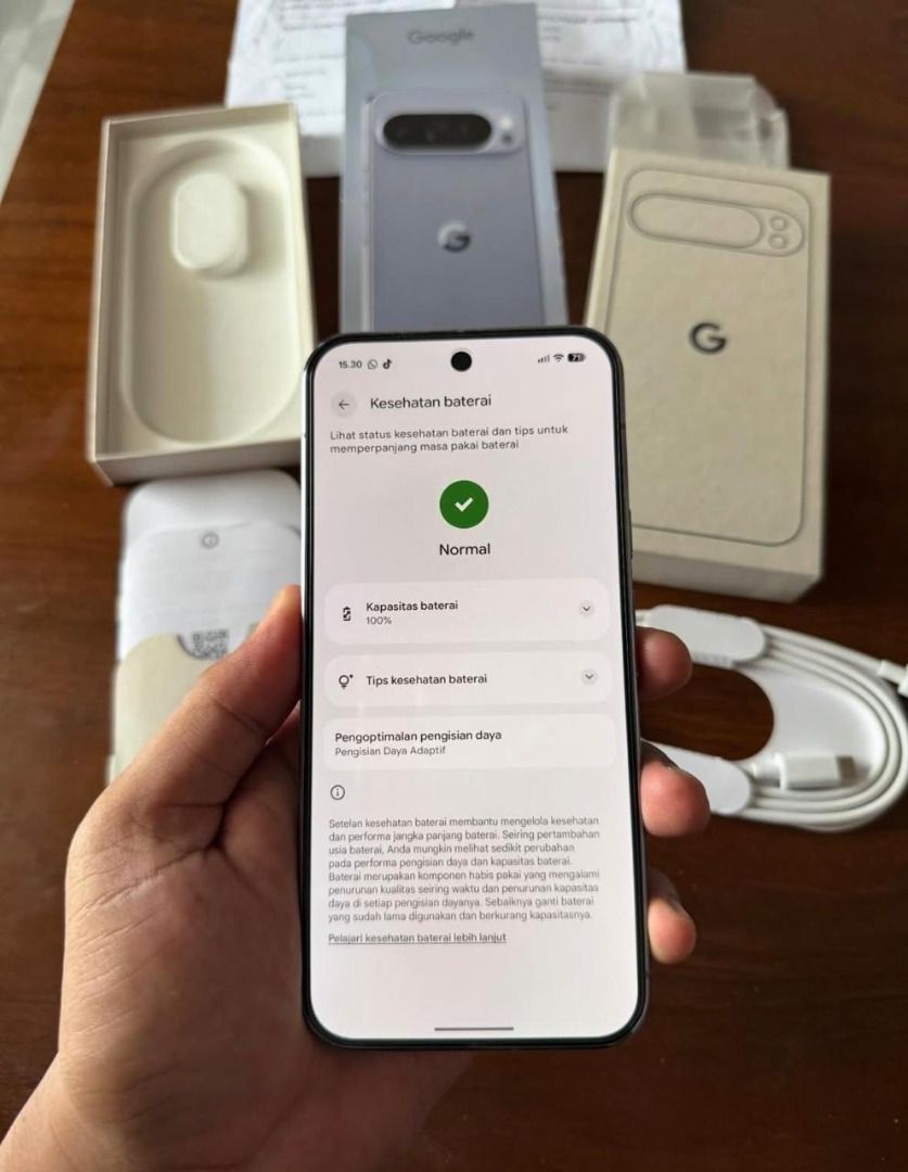 google pixel 10 pro (Category: Cases & Sleeves) located in Caloocan City. Submitted by maryleis (Listing ID 1460528853, Image 1). Description: google pixel 10 pro original sealed inbox with bill and warranty.