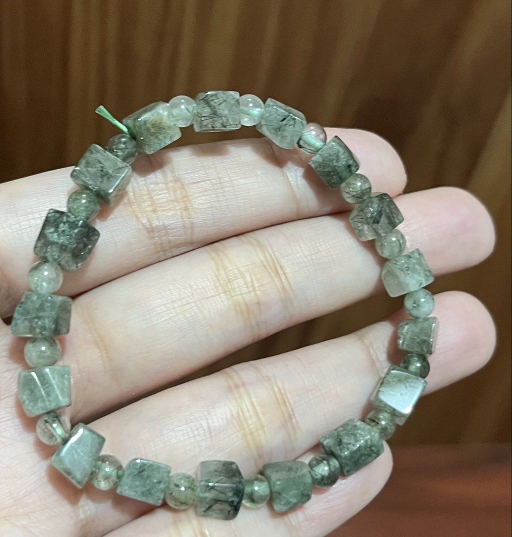 Green Rutilated Quartz! (Category: Bracelets) located in Quezon City. Submitted by coffeebeansforsale (Listing ID 1460618446, Image 1). Description: Never been used. Note that stones are just reminders of intentions and not the true source. Have fun!.