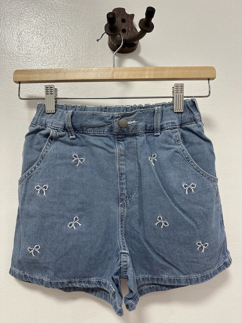 GU Bow Embroidered Cotton Shorts (Category: Babies & Kids Fashion) located in Paranaque City. Submitted by kokoclosets (Listing ID 1460678472, Image 1). Description: Never used! Bought in GU Japan.