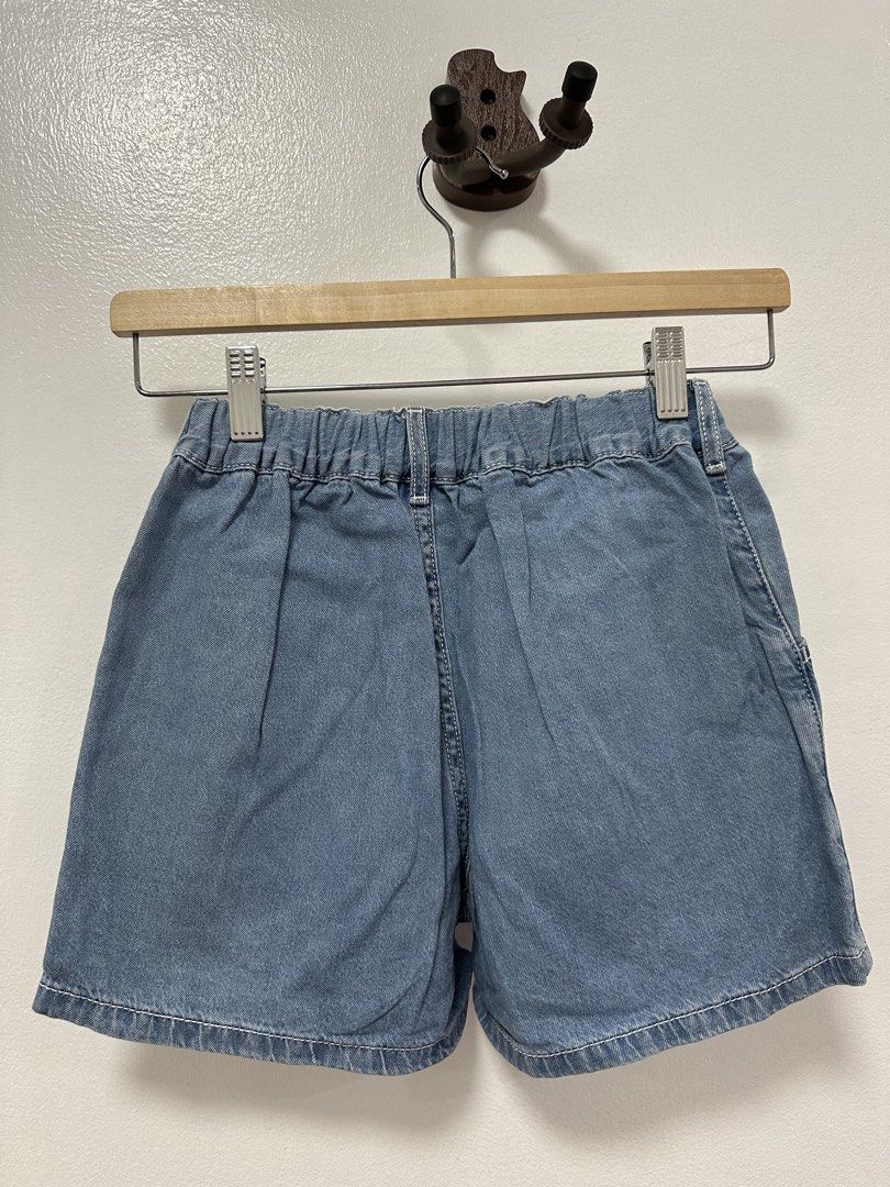 GU Bow Embroidered Cotton Shorts (Category: Babies & Kids Fashion) located in Paranaque City. Submitted by kokoclosets (Listing ID 1460678472, Image 2). Description: Never used! Bought in GU Japan.