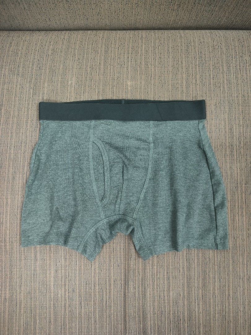 GU Boxer Brief (Category: Underwear) located in Ilagan. Submitted by judzkulot (Listing ID 1460682502, Image 1). Description: 📢📢📢NEW COLLECTIONS📢📢📢 💥💥SELECTED BRANDED UKAY💥💥 💥Used but not abused 💥 With signs of use and minimal flaws 💥Please check each photo carefully for the item's condition 💥Manage your expectations kase ukay po ito ❌BAWAL NA BAWAL SA MASELAN😉 Size : S on tag (26-28 W') As new condition 📌Please bear in mind that 