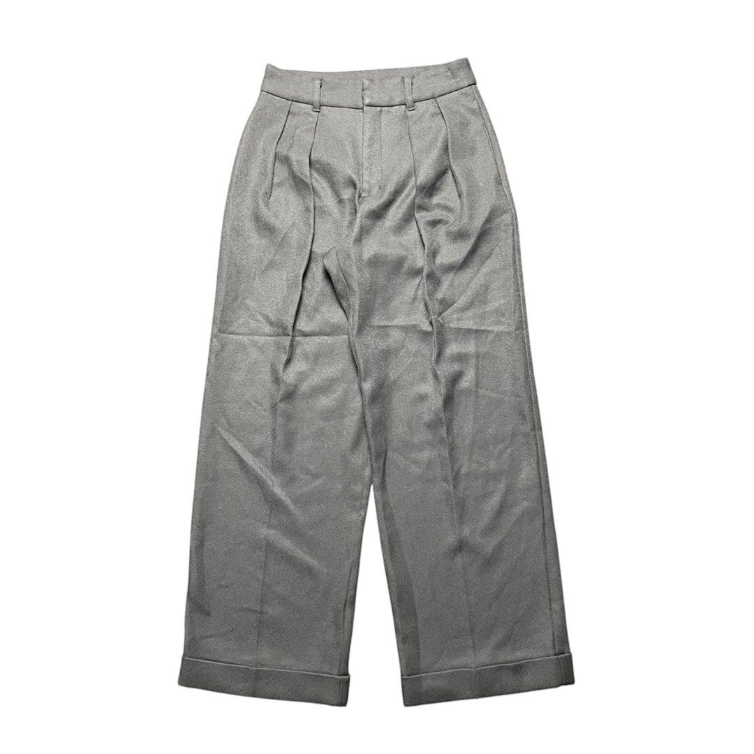 Gu pleated trouser (Category: Other Bottoms) located in Iloilo. Submitted by nextwearco_ilo (Listing ID 1460686537, Image 1). Description: Gu pleated trouser • Like new condition • 26-27 W x 38 L , 9.5 Leg opening • No flaws ₱ 550.