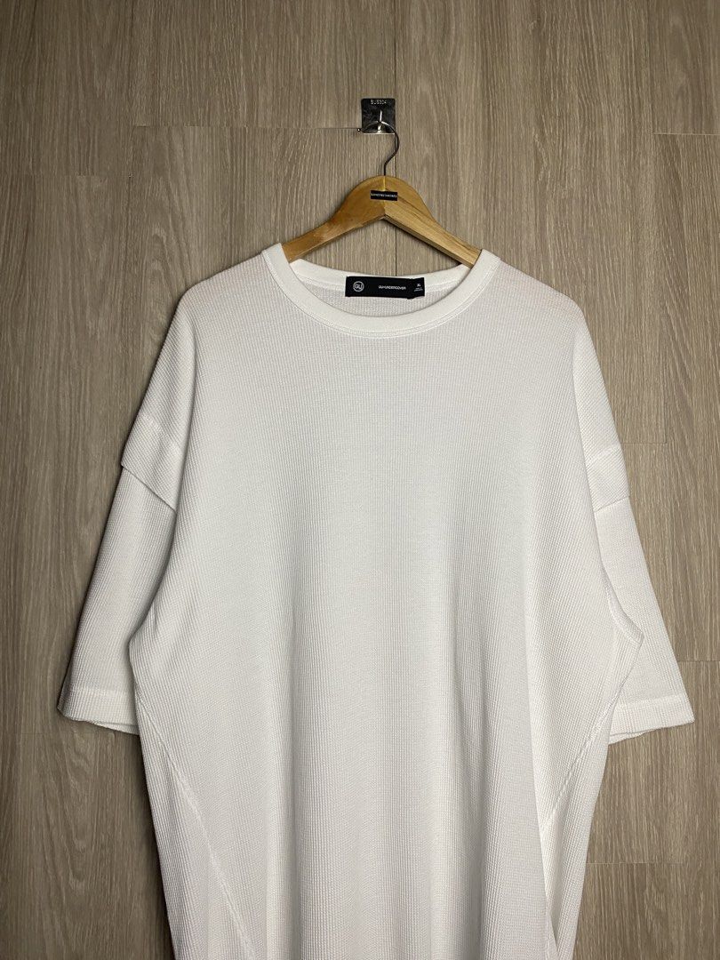 GU x UNDERCOVER KNIT OVERSIZED TEE (Category: Tshirts & Polo Shirts ) located in Marikina City. Submitted by ilayastreetarchives_ (Listing ID 1460698142, Image 2). Description: GU x UNDERCOVER KNIT OVERSIZED TEE Size tagged: XL (XL/XXL FIT) Width/Waist: 26 Length: 33 Condition: 9.5/10 Issue: none Color rate: 9.5/10 M/mine: 480 PHP.