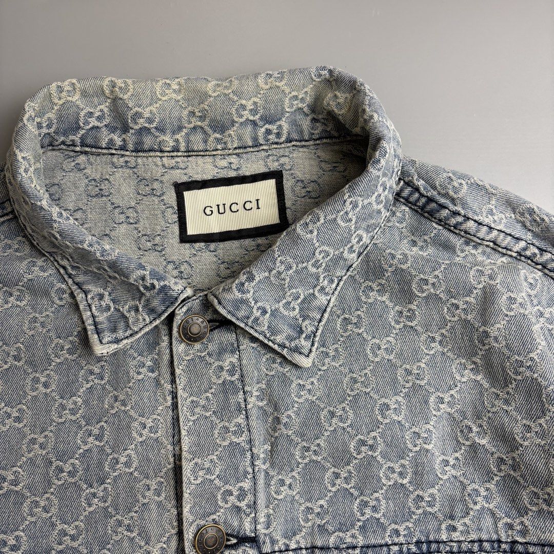 GUCCI (Category: Coats, Jackets and Outerwear) located in Taguig. Submitted by the_rare_edit (Listing ID 1460511745, Image 3). Description: .