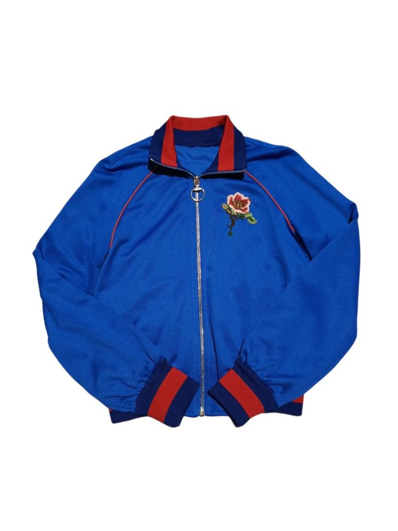 GUCCI BOMBER JACKET FOR WOMEN (Category: Announcements) located in San Jose del Monte. Submitted by thriftandzell (Listing ID 1460640365, Image 1). Description: EXCELLENT CONDITION! NO ISSUE! AS NEW DIMES: 21 × 17.5.