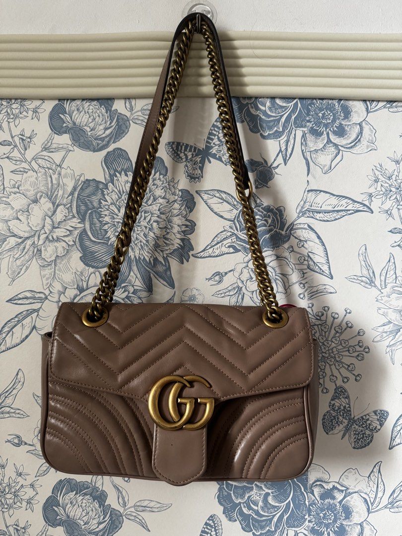 Gucci Marmont Small (Category: Luxury Bags & Wallets) located in Pasig City. Submitted by artsandbestofbags (Listing ID 1460515319, Image 1). Description: Authentic no inclusion signs of usage location: Pasig.