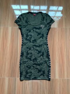 (Category: ) located in . Submitted by stayhypethrifted (Listing ID 1460589431, Image 1). Description: .