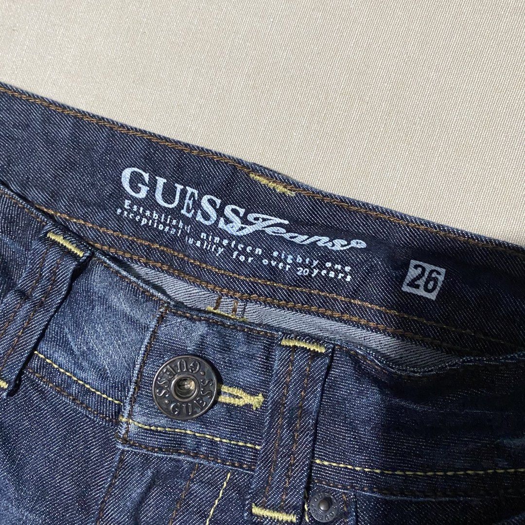 Guess low rise retro denim short (Category: Shorts) located in Malaybalay. Submitted by thriftfindsbyshei (Listing ID 1460567484, Image 2). Description: .