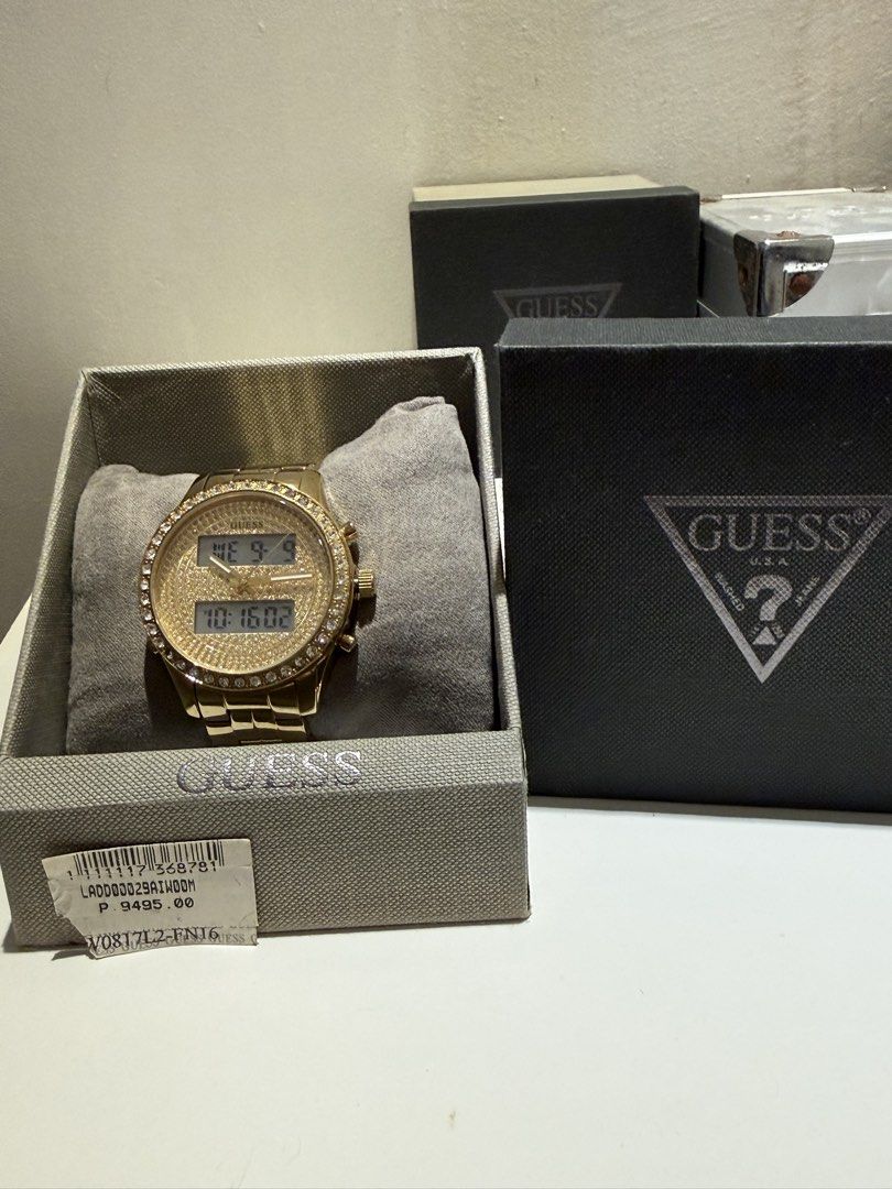 Guess watch gold hybrid (Category: Women's Watches) located in Dasmarinas. Submitted by rjrjrj114 (Listing ID 1460679454, Image 2). Description: Slightly used almost no scratches Analog and digital interface (hybrid) 39mm Water resistant 9500 srp Newly serviced(new battery) Selling for only: 5,000 pesos.