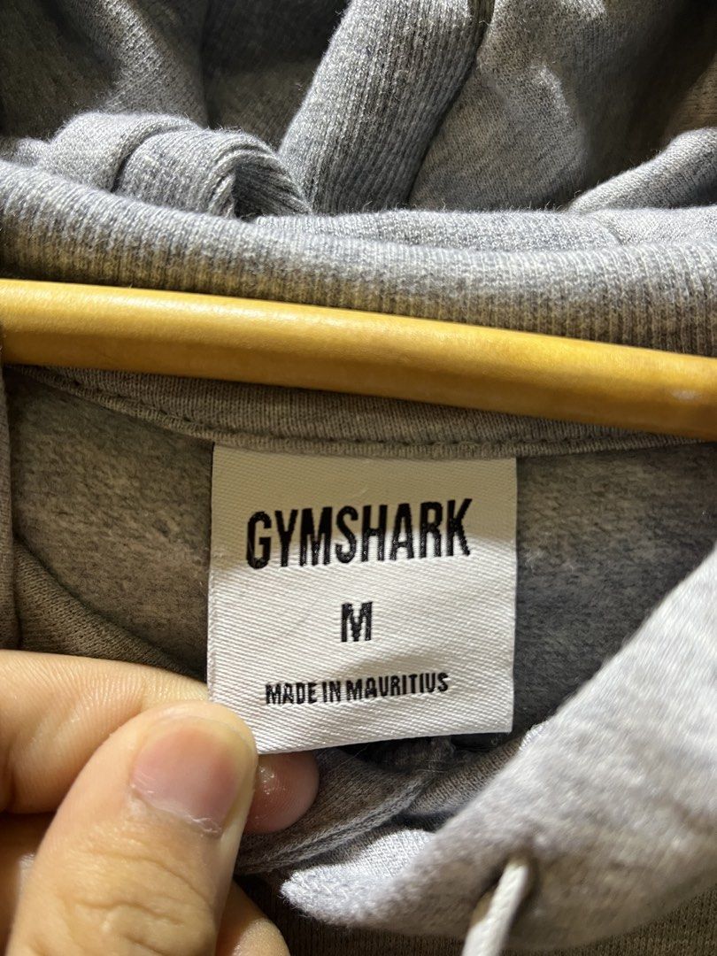 GYM SHARK CROPPED HOODIE (Category: Hoodies) located in Mapandan. Submitted by street_curate2.0 (Listing ID 1460512362, Image 3). Description: AUTHENTIC/LEGIT EXCELLENT CONDITION COLOR RATE: 10/10 ISSUE: NONE SIZE: MEDIUM PRICE: 999+SF NOTE: COLOR MAY VARY DUE TO LIGHTING!.