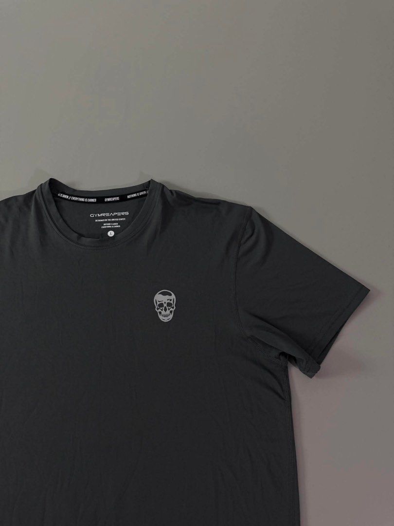 GYMREAPER (Category: Tshirts & Polo Shirts ) located in Guagua. Submitted by sweetboyy (Listing ID 1460522623, Image 3). Description: GYMREAPER EXCELLENT CONDITION / NO ISSUE SIZE LARGE ON TAG / DIMES L30 W22.