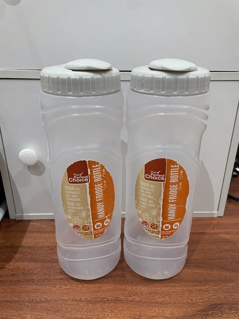 Handy Fridge Bottle 1.8L (Category: Pitchers & Dispensers) located in Quezon City. Submitted by mugs.meowph (Listing ID 1460635667, Image 2). Description: 2pcs 1.8L .