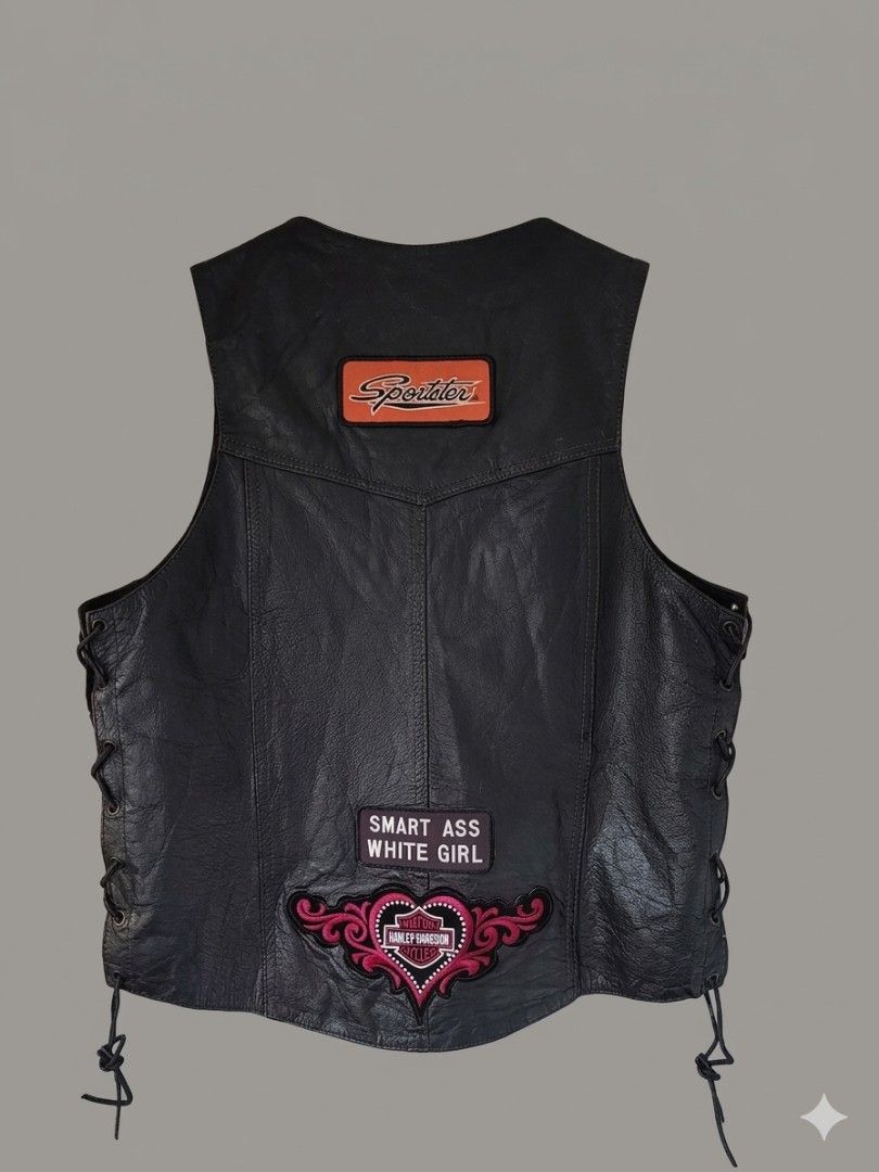 Harley Davidson Leather (Category: Coats, Jackets and Outerwear) located in Danao, Cebu. Submitted by 6000thrifts.ph (Listing ID 1460671528, Image 2). Description: Harley Davidson Hot Leathers Size Meduim no issue .