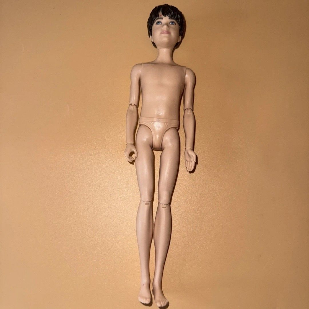 Harry Potter Doll Mattel (Category: Figurines & Statues) located in Quezon City. Submitted by sunnyungcart (Listing ID 1460582739, Image 1). Description: new condition - no clothes - mop e wallet/bank transfer - mod lalamove within metro manila.