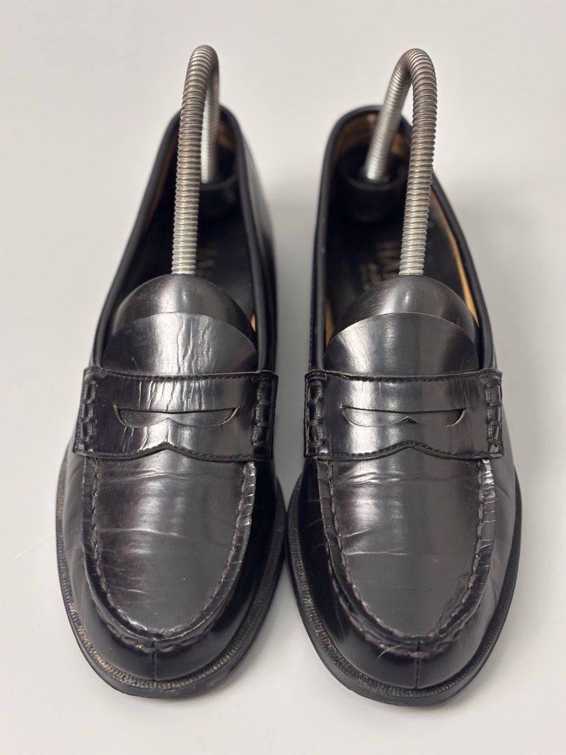 Haruta Arvin Penny Loafers (Category: Dresses) located in Quezon City. Submitted by willsmile (Listing ID 1460632626, Image 2). Description: Haruta Arvin Penny Loafers size 24 excellent condition no discoloration no flaws no issue Please read the description before buying MOP: gcash, bank transfer (bpi) Courier: J&T, lalamove Please view all uploaded photos before purchase you can also ask questions about the item Location: quezon city fairview M