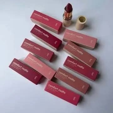 HER Beauty Comfort Matte (Category: Makeup) located in Quezon City. Submitted by princess_bustillo29 (Listing ID 1460555960, Image 3). Description: HER beauty comfort matte 1 blanket 1 softie 1 whisper 1 hush 1 mellow ₱199.