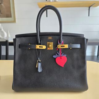 (Category: ) located in . Submitted by portodimoda (Listing ID 1460543056, Image 1). Description: .