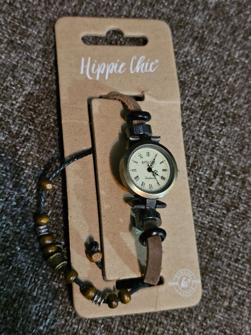Hippie Chick Watch ladies (Category: Women's Watches) located in Caloocan City. Submitted by yatsbatoyskie (Listing ID 1460707636, Image 1). Description: Hippie Chick Watch ladies quartz in brand new condition meetup or via lalamove caloocan sm grand monumento .