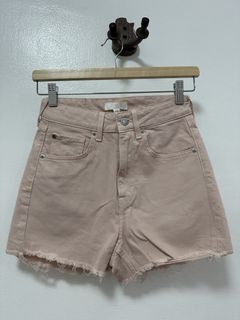 (Category: ) located in . Submitted by kokoclosets (Listing ID 1460683460, Image 1). Description: .