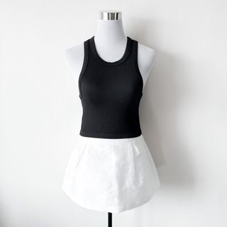 (Category: ) located in . Submitted by rosywardrobe (Listing ID 1460678709, Image 1). Description: .