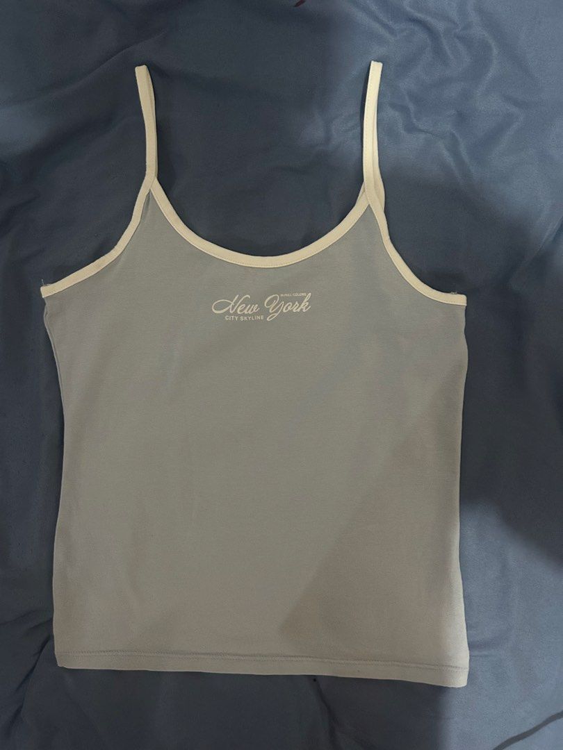 H&M Bundle Top (Category: Sleeveless) located in Antipolo. Submitted by greatdane2007 (Listing ID 1460629654, Image 3). Description: H&M Size: kids Aus 11-12 Uk 10-12y Can fit xs to small Buyer shoulders delivery fee.