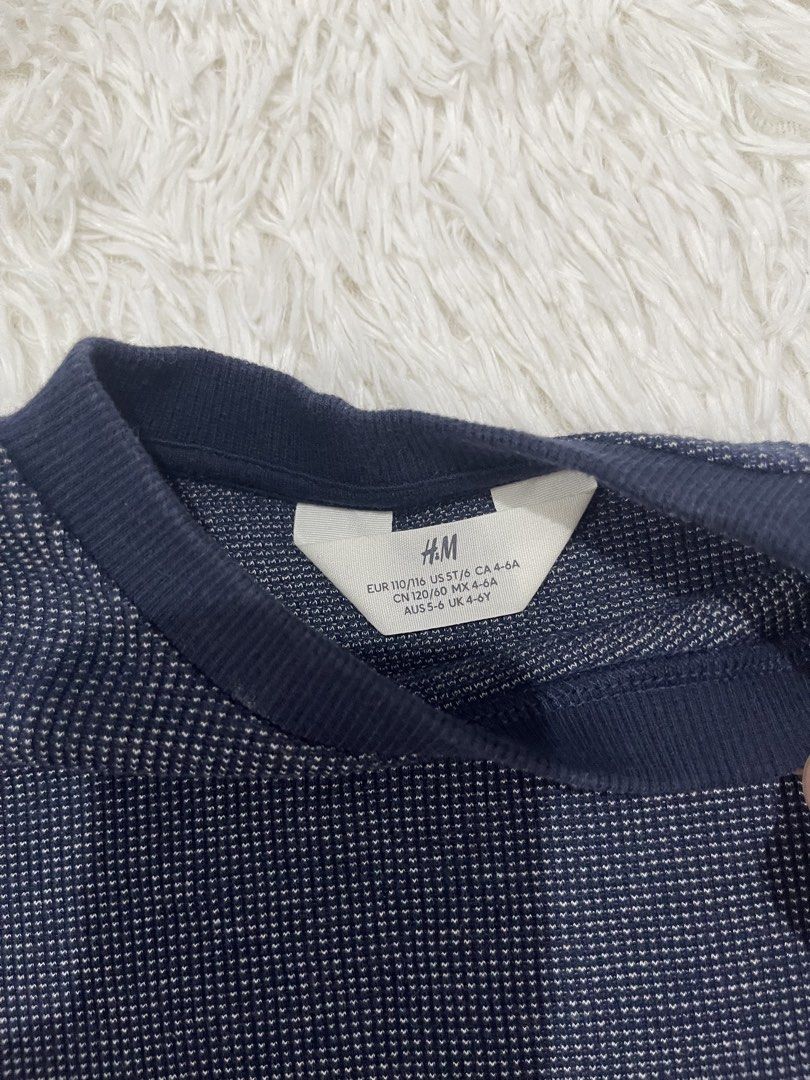H&m waffle tshirt (Category: Babies & Kids Fashion) located in Quezon City. Submitted by zntinycloset (Listing ID 1460652003, Image 2). Description: .