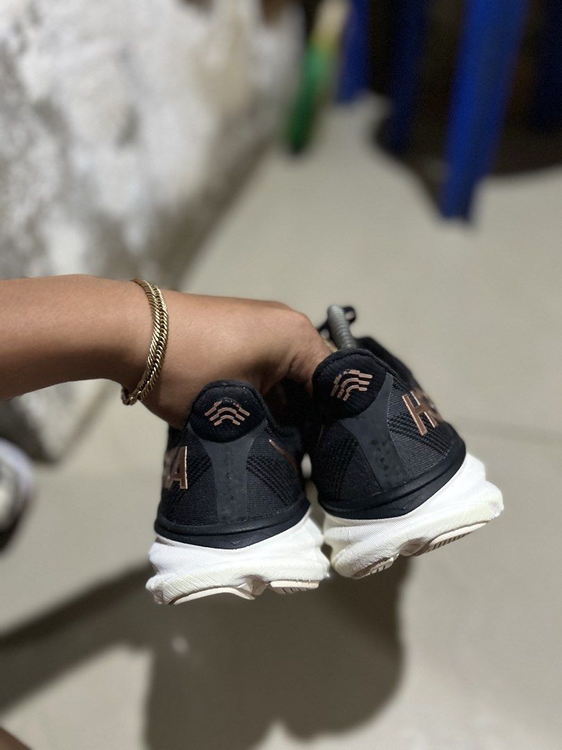 Hoka (Category: Sneakers) located in Cebu City. Submitted by cyrilk1cks (Listing ID 1460535146, Image 2). Description: .