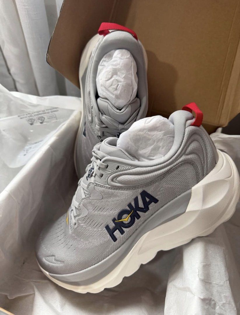 Hoka Gaviota 6 - Stellar Grey (Category: Sneakers) located in Quezon City. Submitted by happytree.003e59 (Listing ID 1460694804, Image 2). Description: HOKA Gaviota 6 Men’s Size: US 9 Original with box RFS: Wrong size 📍 Loc: Near GMA Network/MRT PM for more details..