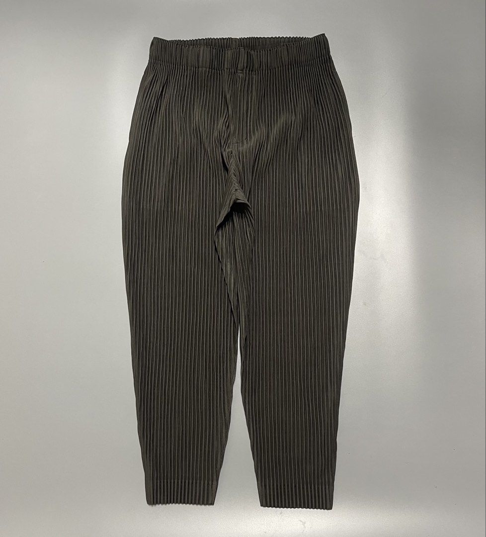 HOMME PLISSE PLEATED TROUSER (Category: Trousers) located in Manila. Submitted by 5kcollectiveph (Listing ID 1460610389, Image 1). Description: Homme Plisse Issey Miyake Pleated Trouser -Waistline: 30-34 stretch waistline -Length: 38 Inch -Hem: 5 Inch -Condition: Like new -Flaws: None (Please rely all details before offer the item).