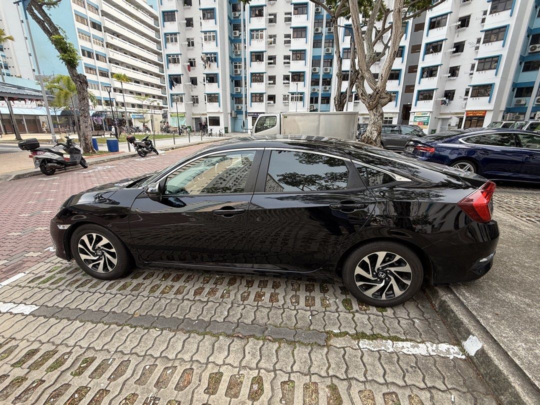 Honda Civic 1.6 VTi (A) (Category: Used Cars) located in Singapore. Submitted by amosces (Listing ID 1460667194, Image 2). Description: Looking for a short term, this car would be ideal. It looks good & is reliable. Only 6 months left. It would be cheaper than renting a car. .