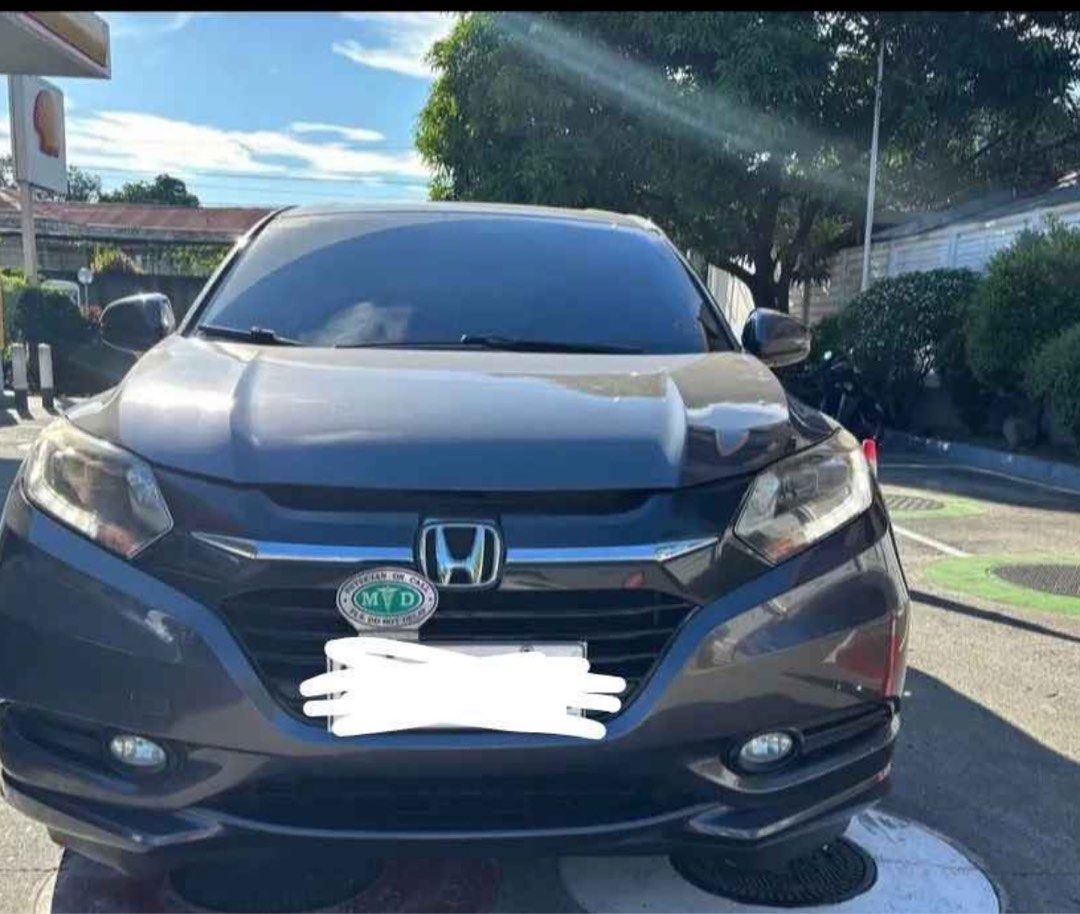 Honda HR-V 1.5 (A) (Category: Used Cars) located in Pasay City. Submitted by jenque (Listing ID 1460590153, Image 1). Description: top of the line 1.8 modern steel color way plate ending 0(friday) 50k mileage not tampered has minor dents and scratches. pm for viewing sched.